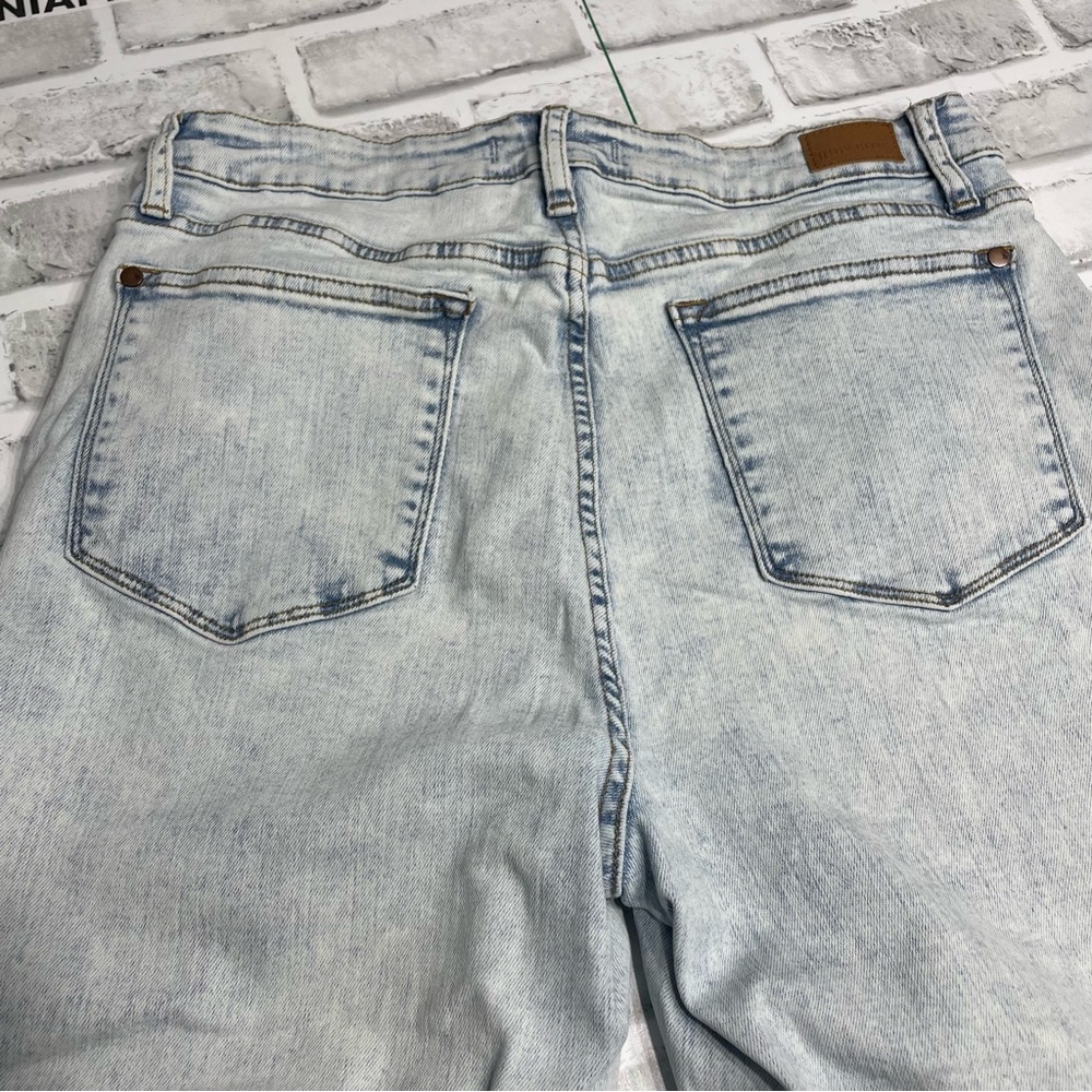 Judy Blue Faded Blue Denim Jeans size 13/31. Preowned. Slim fit. Acid washed. - Picture 7 of 12